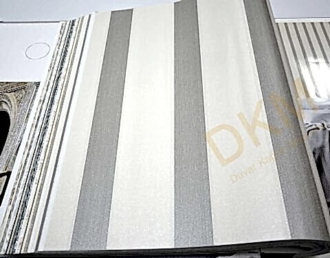 Tradizione Italiana T10-1 Z21740 İnce şerit çizgili Duvar Kağıdı 5m²